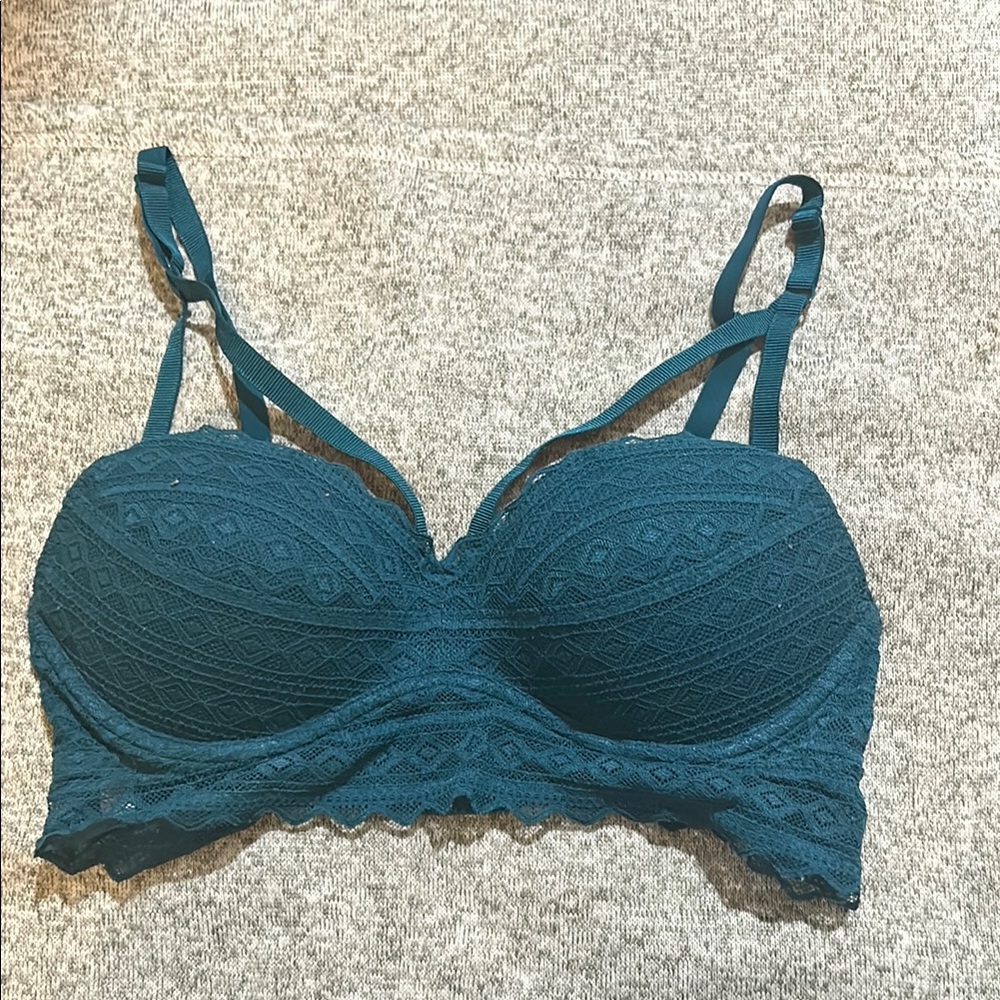 PINK Victoria's Secret Blue Bra with Underwire Support